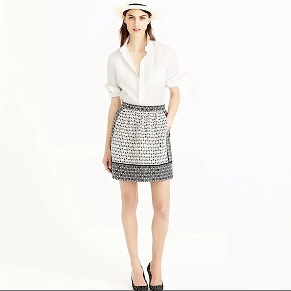 J Crew Black and Off White Jacquard Mini Skirt Size 4 - Picture 1 of 11